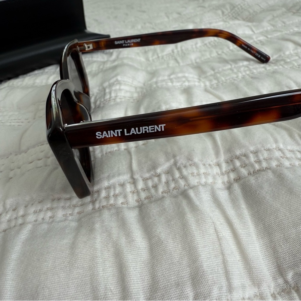 Saint Laurent 658 CAT EYE ACETATE SUNGLASSES‎ MEDIUN HAVANA/BLACK - Picture 9 of 14